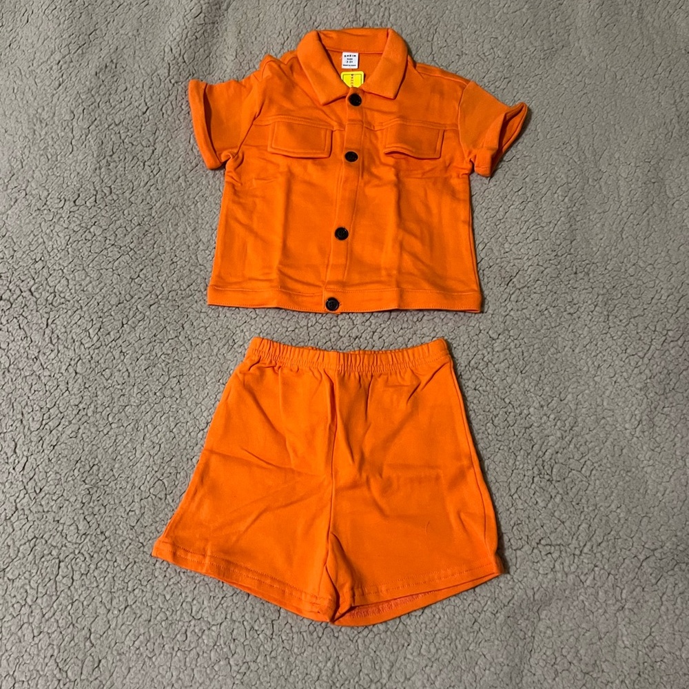 ๐คNew New Two piece Boys Short set ๐ค - Picture 2 of 6